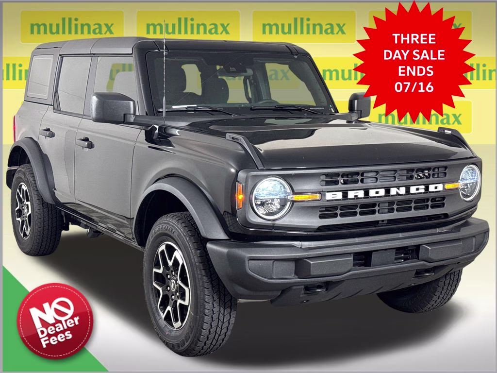 2026 Shadow Black Ford Bronco Base 4X4 SUV