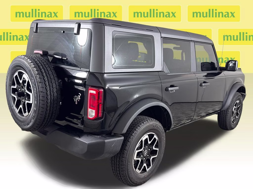 2026 Shadow Black Ford Bronco Base 4X4 SUV
