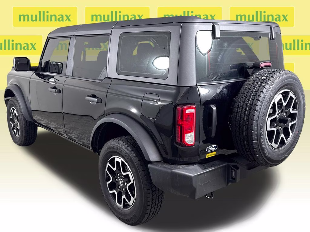 2026 Shadow Black Ford Bronco Base 4X4 SUV