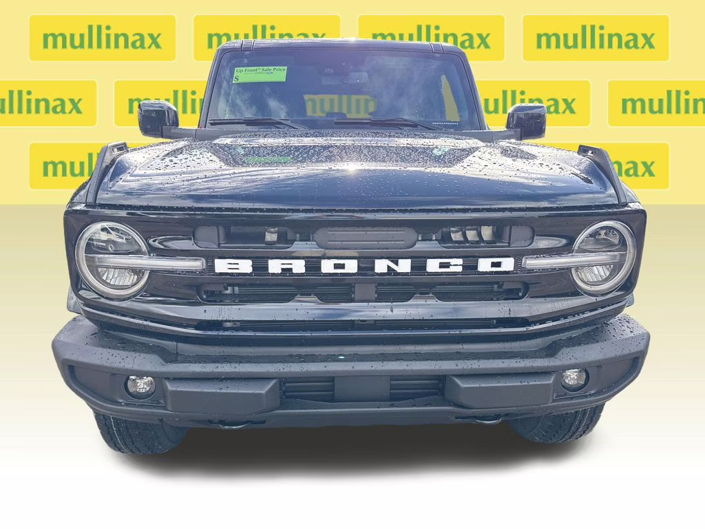 2026 Shadow Black Ford Bronco Outer Banks 4X4 SUV