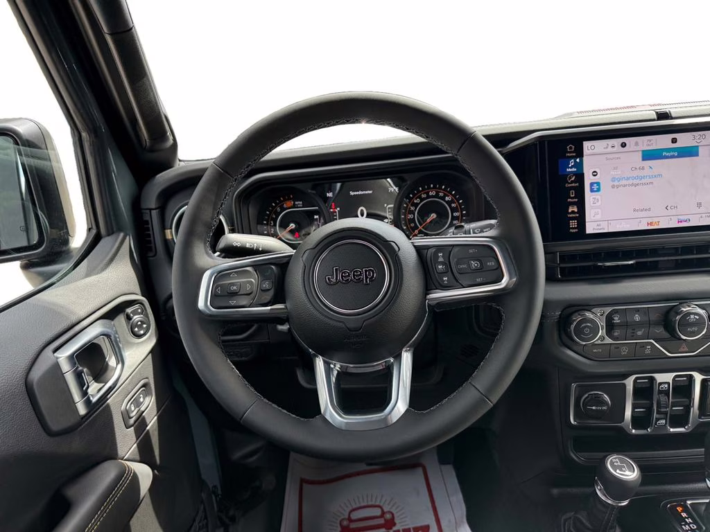 2026 Anvil Clear Coat Jeep Wrangler Sahara 4X4 SUV