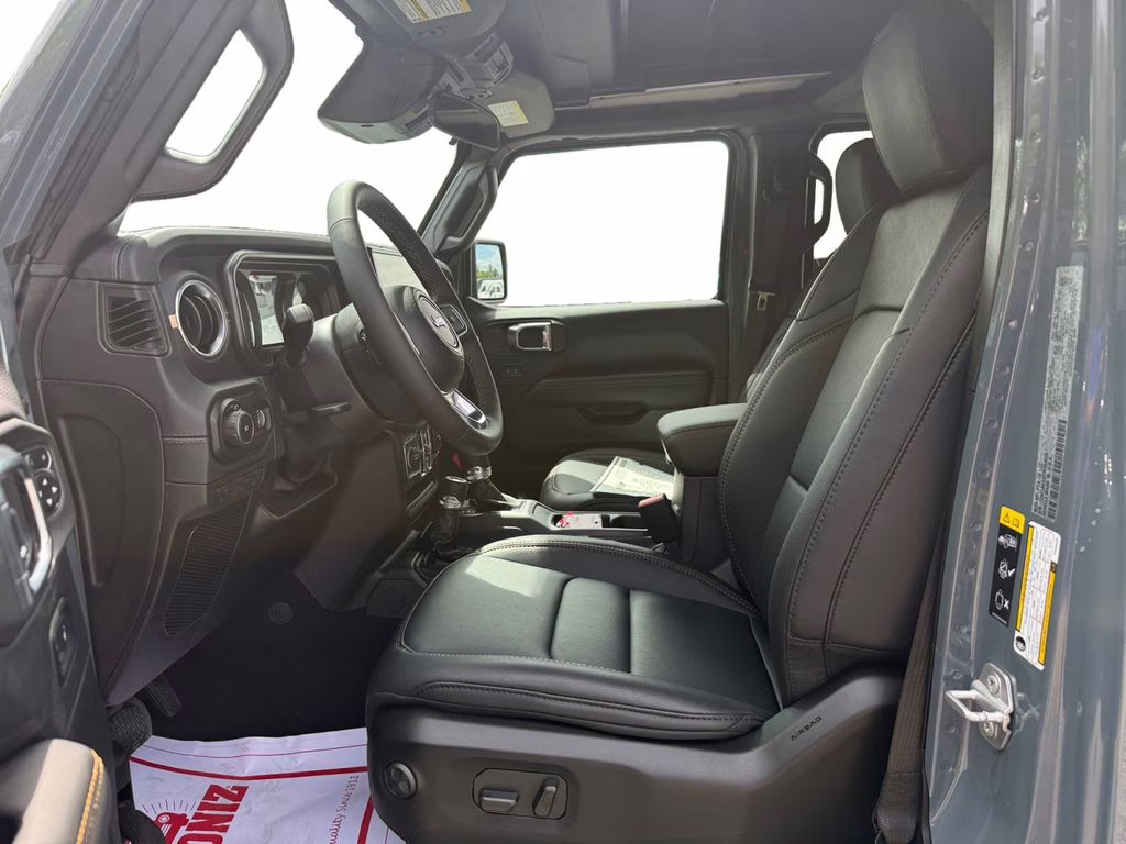 2026 Anvil Clear Coat Jeep Wrangler Sahara 4X4 SUV