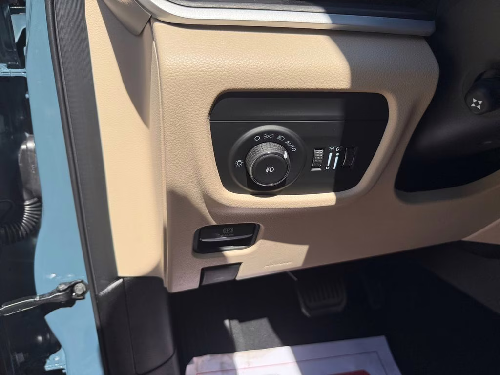 2026 Steel Blue Jeep Grand Cherokee Limited RWD SUV