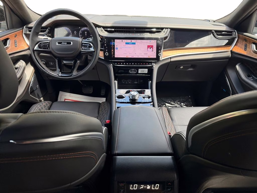 2026 Silver Zynith Jeep Grand Cherokee Summit 4X4 SUV