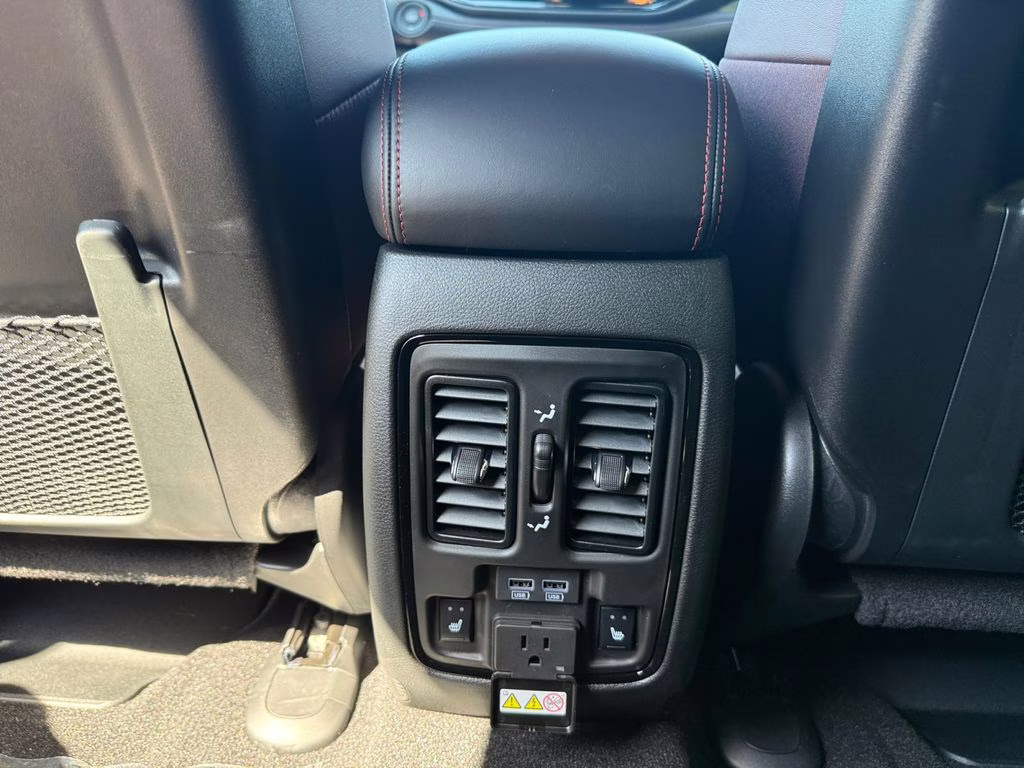 2026 DB Black Crystal Clearcoat Dodge Durango GT Plus HEMI V8 AWD SUV