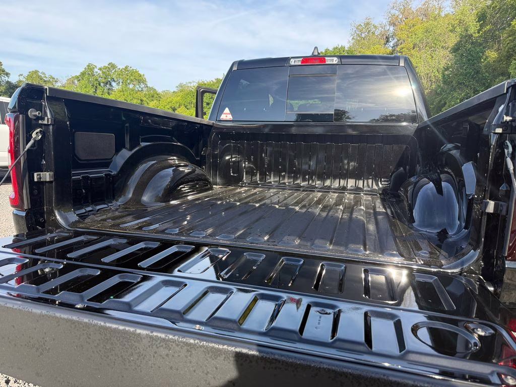 2026 Diamond Black Crystal Pearlcoat Ram 1500 Warlock 4X4 Truck