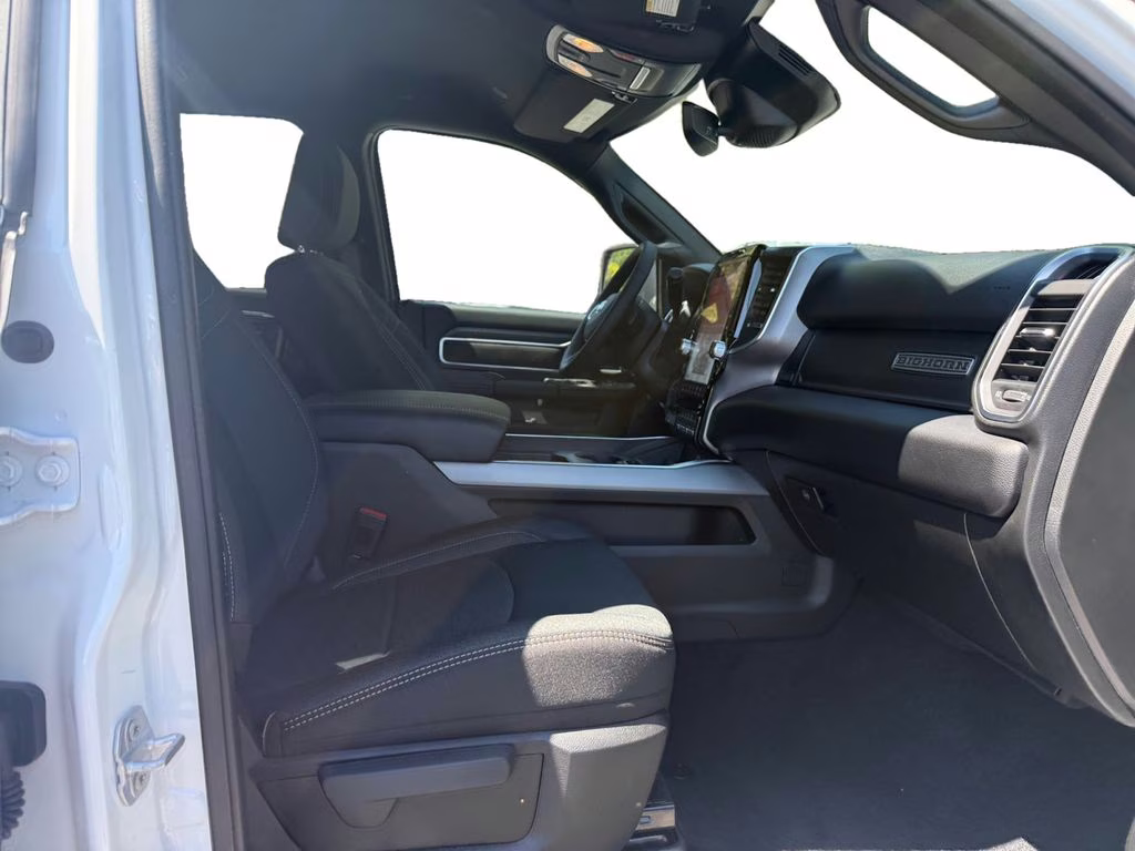 2026 Bright White Clearcoat Ram 2500 Big Horn 4X4 Truck