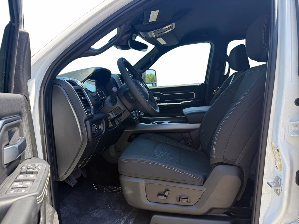 2026 Bright White Clearcoat Ram 2500 Big Horn 4X4 Truck