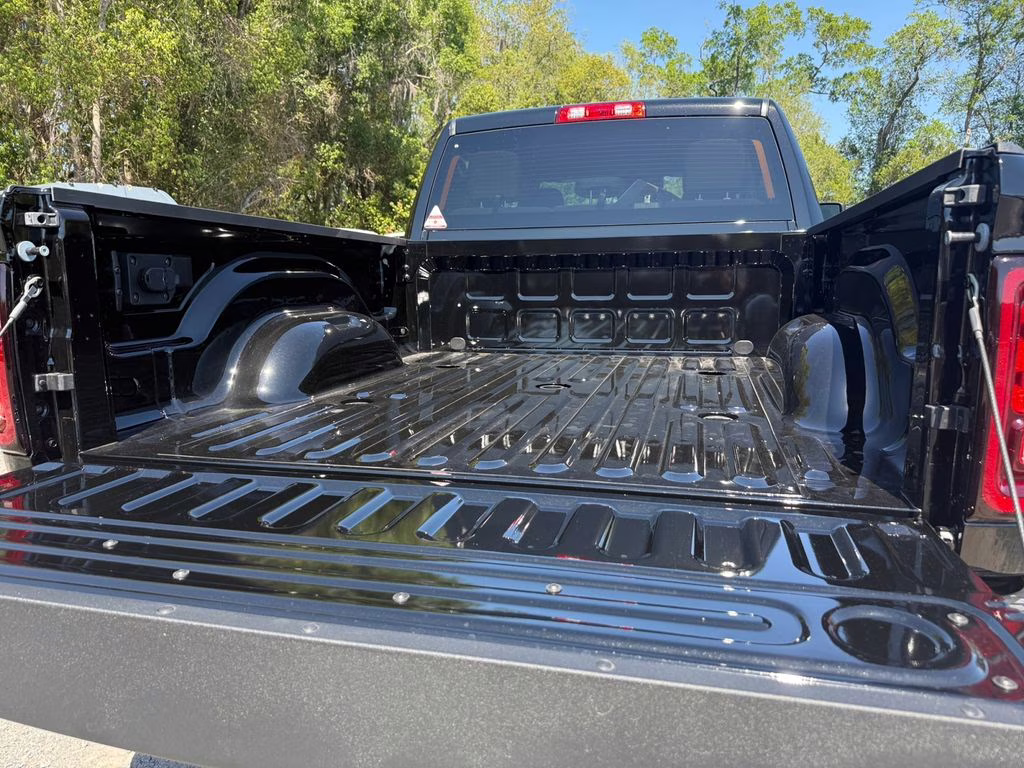 2026 Diamond Black Crystal Pearlcoat Ram 2500 Big Horn 4X4 Truck