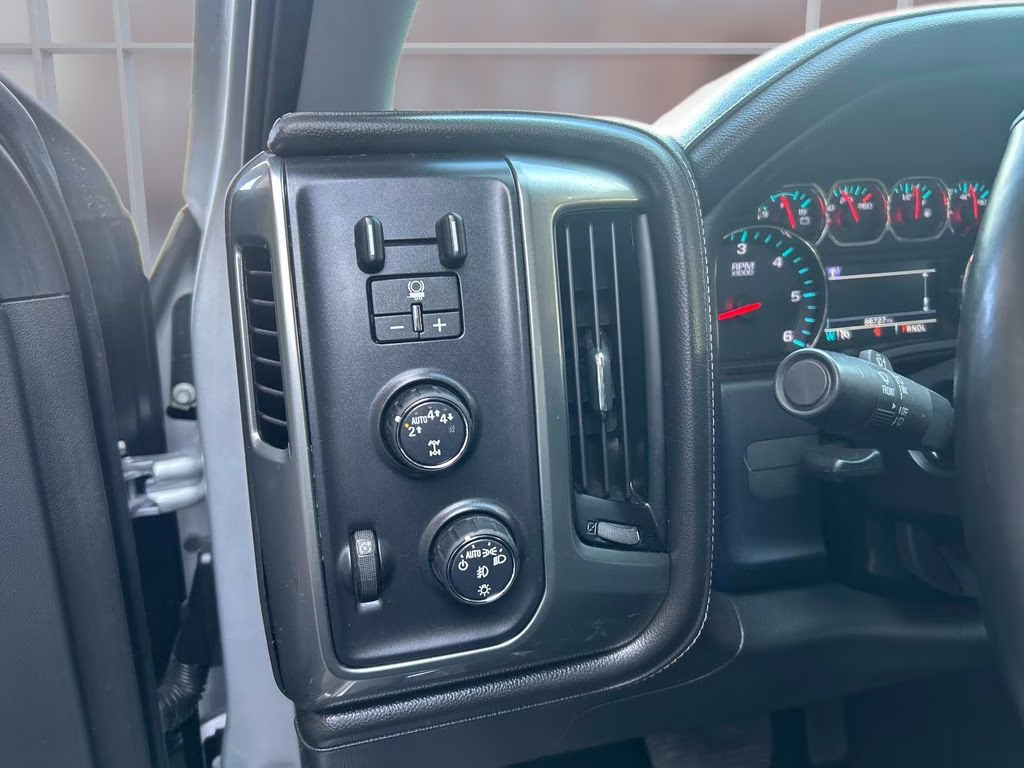 2018 Silver Ice Metallic Chevrolet Silverado 1500 LTZ 4X4 Truck