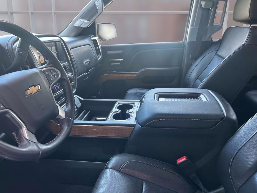2018 Silver Ice Metallic Chevrolet Silverado 1500 LTZ 4X4 Truck