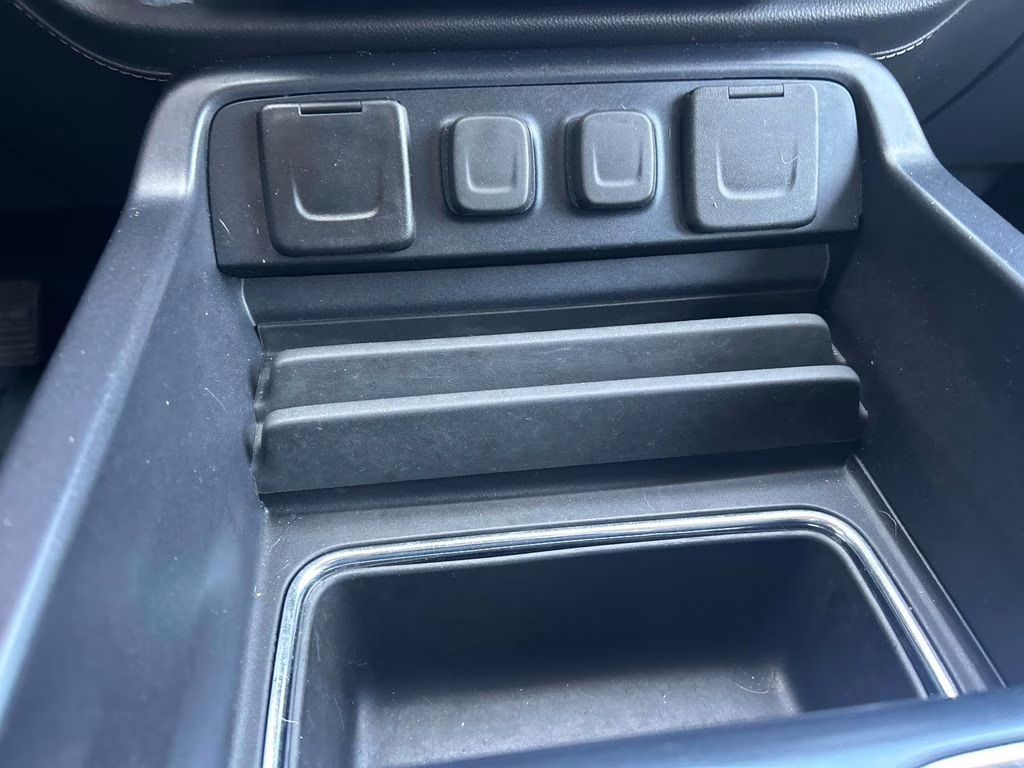 2018 Silver Ice Metallic Chevrolet Silverado 1500 LTZ 4X4 Truck