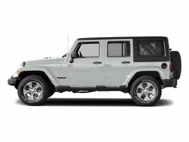 2017 Bright White Clearcoat Jeep Wrangler Unlimited Sahara 4X4 SUV