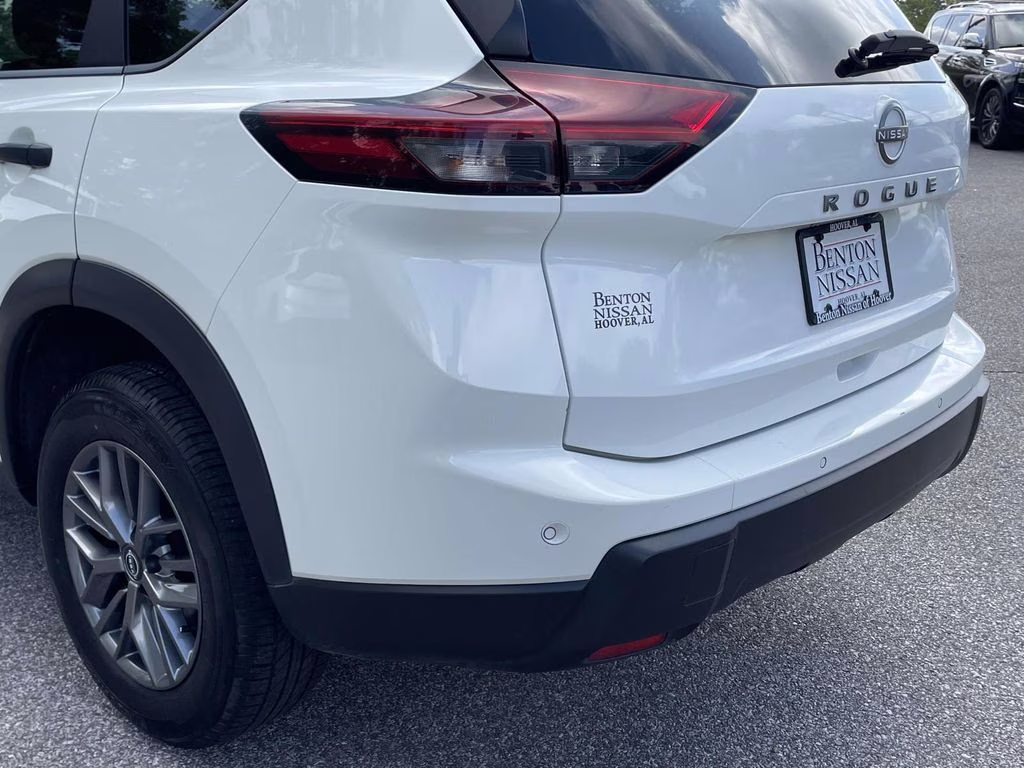2024 Glacier White Nissan Rogue S FWD SUV