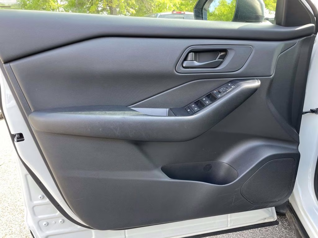 2024 Glacier White Nissan Rogue S FWD SUV
