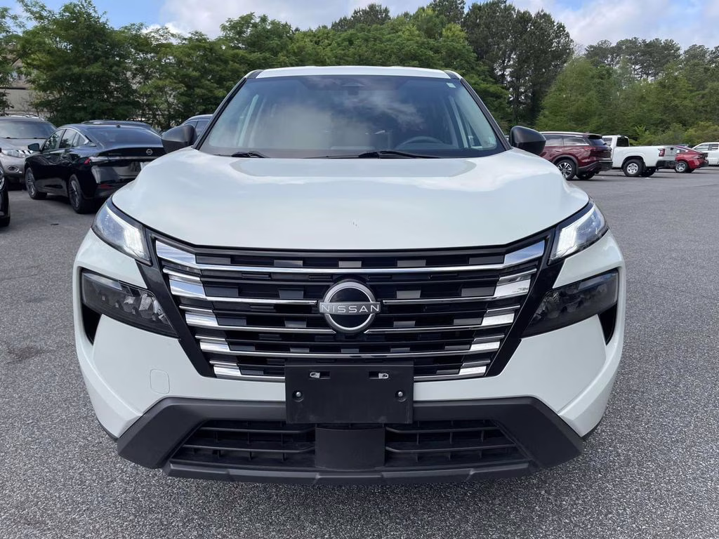 2024 Glacier White Nissan Rogue S FWD SUV
