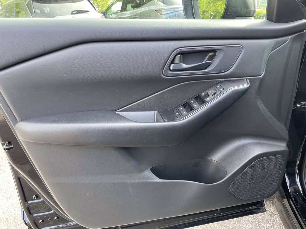 2024 Super Black Nissan Rogue S FWD SUV
