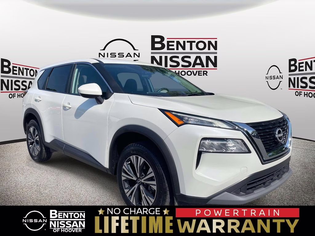 2023 Pearl White Tricoat Nissan Rogue SV FWD SUV