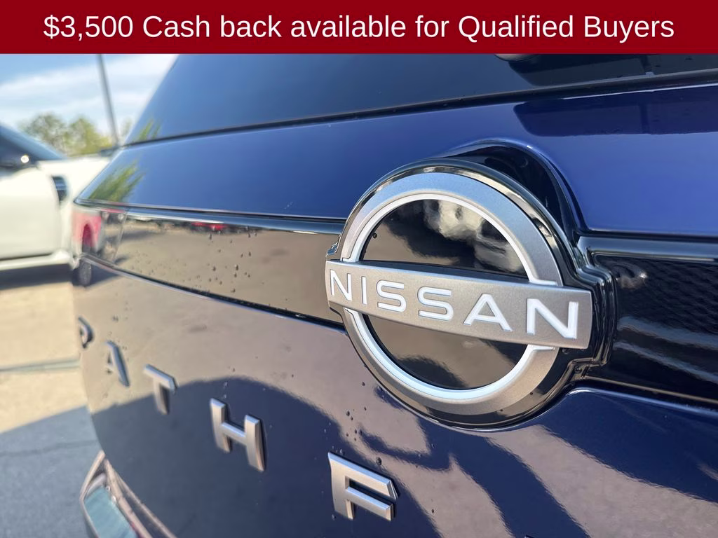 2026 Deep Ocean Blue Pearl Nissan Pathfinder SL 4X4 SUV