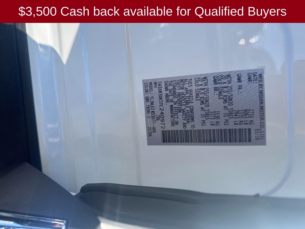2026 Everest White Pearl Tricoat Nissan Pathfinder Platinum 4X4 SUV