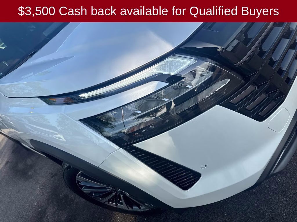2026 Everest White Pearl Tricoat Nissan Pathfinder Platinum FWD SUV