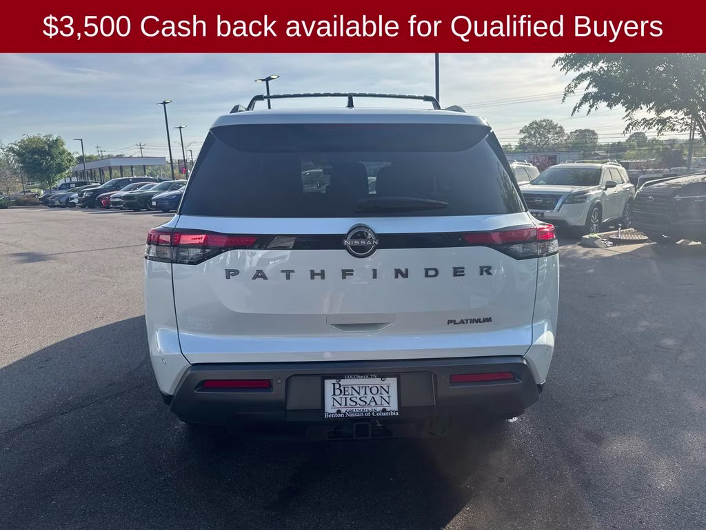 2026 Everest White Pearl Tricoat Nissan Pathfinder Platinum FWD SUV
