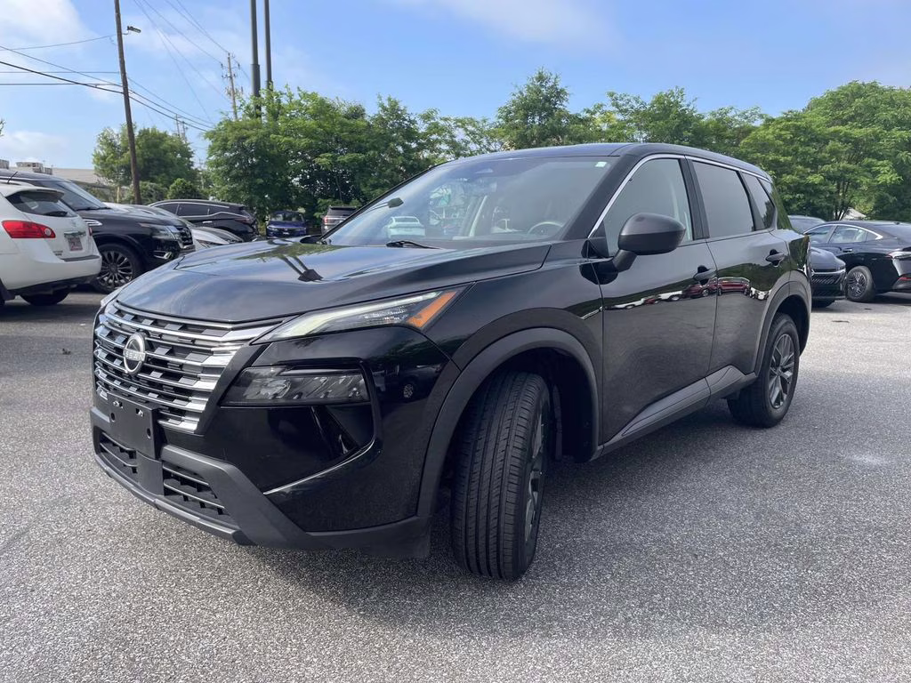 2024 Super Black Nissan Rogue S FWD SUV