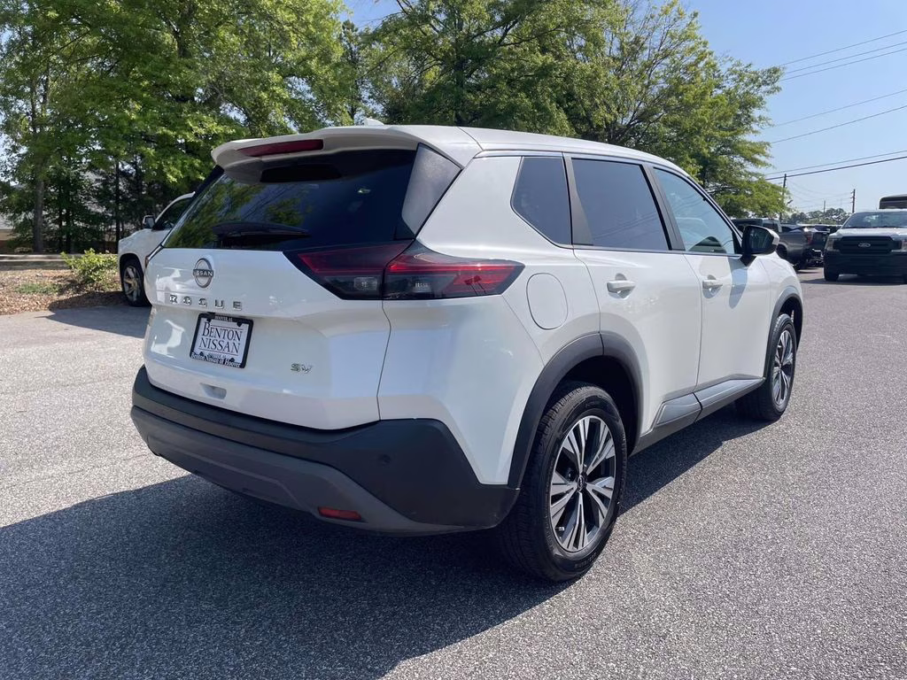 2023 Pearl White Tricoat Nissan Rogue SV FWD SUV