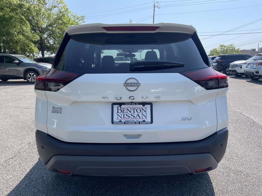 2023 Pearl White Tricoat Nissan Rogue SV FWD SUV