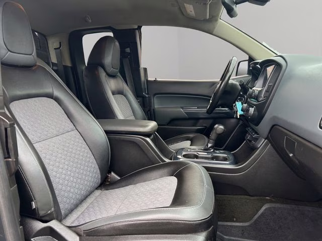 2015 Cyber Gray Metallic Chevrolet Colorado Z71 4X4 Truck