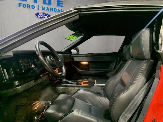 1986 RED Chevrolet Corvette Base RWD Convertible