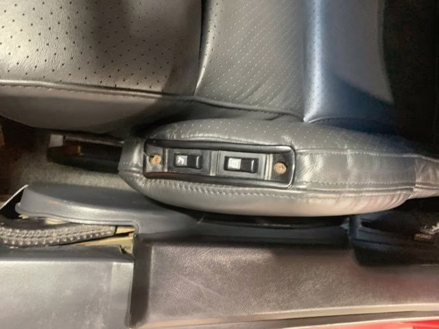 1986 RED Chevrolet Corvette Base RWD Convertible