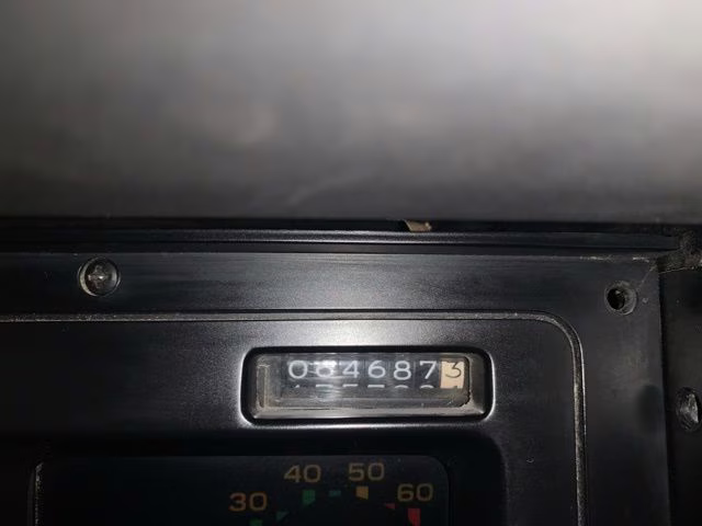 1986 RED Chevrolet Corvette Base RWD Convertible