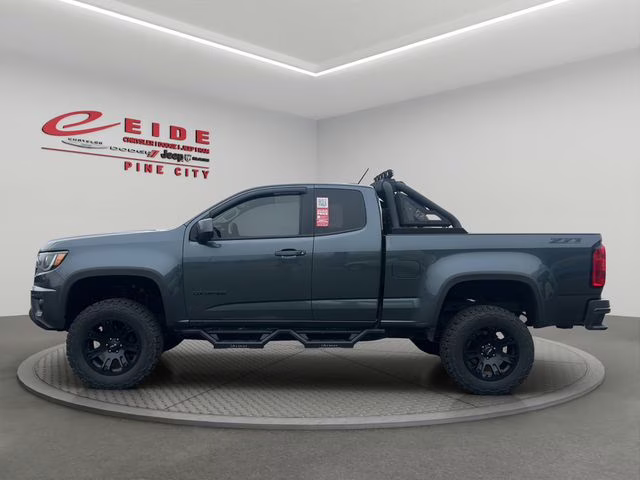 2015 Cyber Gray Metallic Chevrolet Colorado Z71 4X4 Truck