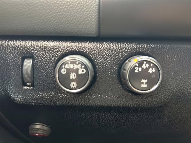 2015 Cyber Gray Metallic Chevrolet Colorado Z71 4X4 Truck