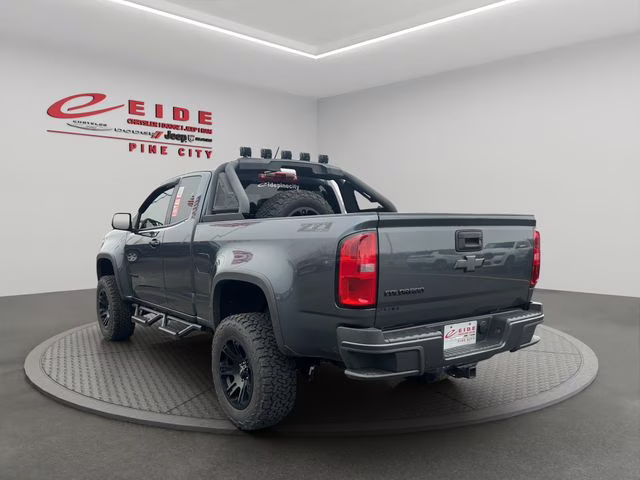 2015 Cyber Gray Metallic Chevrolet Colorado Z71 4X4 Truck