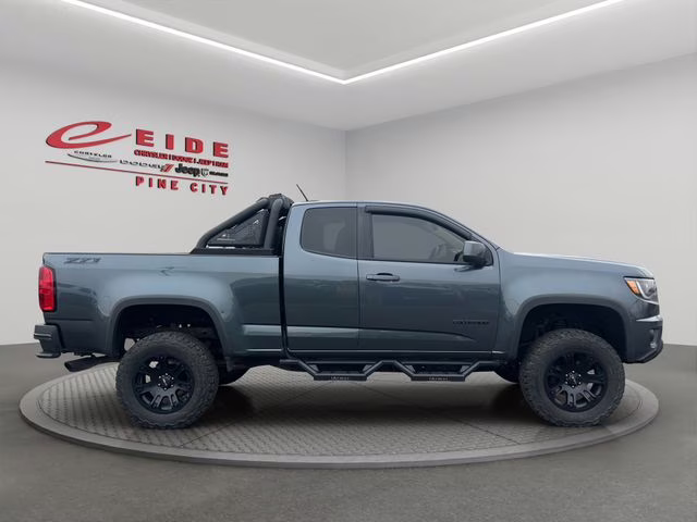 2015 Cyber Gray Metallic Chevrolet Colorado Z71 4X4 Truck