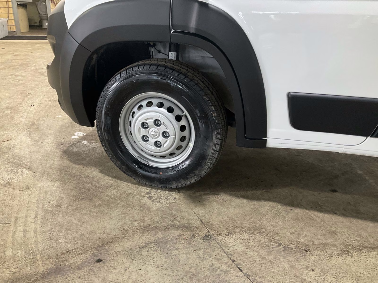 2025 Bright White Clearcoat Ram ProMaster 1500 Low Roof FWD Van