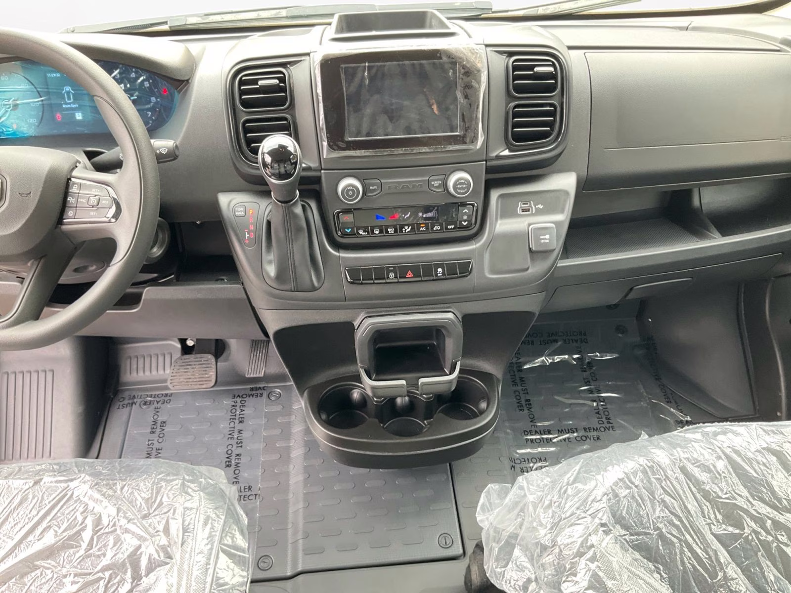 2025 Bright White Clearcoat Ram ProMaster 1500 Low Roof FWD Van