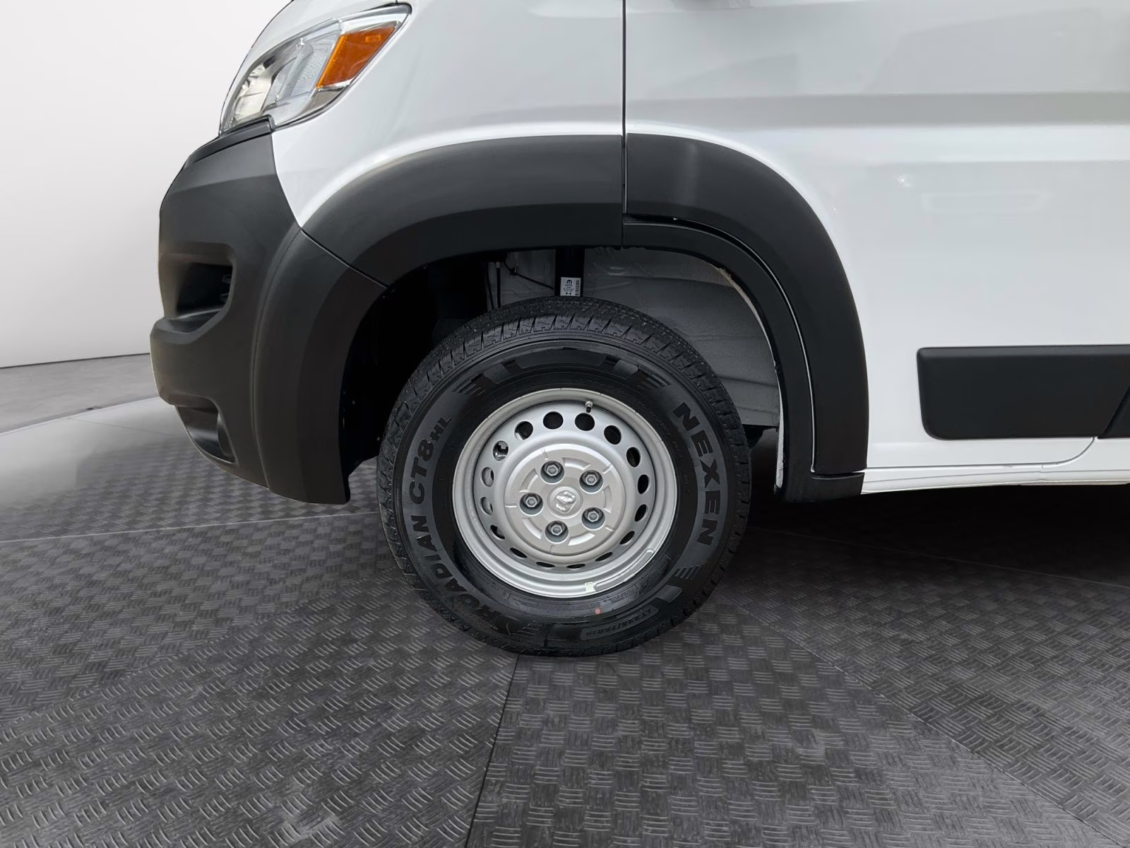 2025 Bright White Clearcoat Ram ProMaster 1500 Low Roof FWD Van