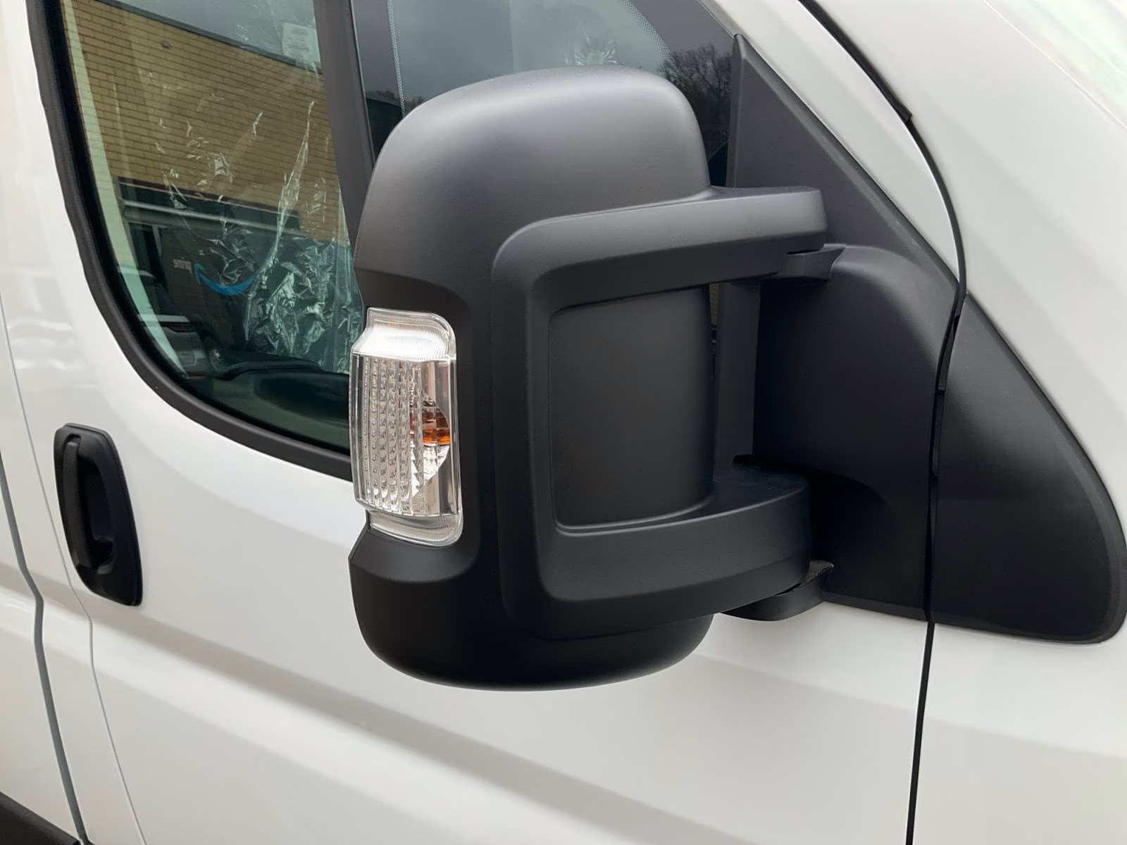 2025 Bright White Clearcoat Ram ProMaster 1500 Low Roof FWD Van