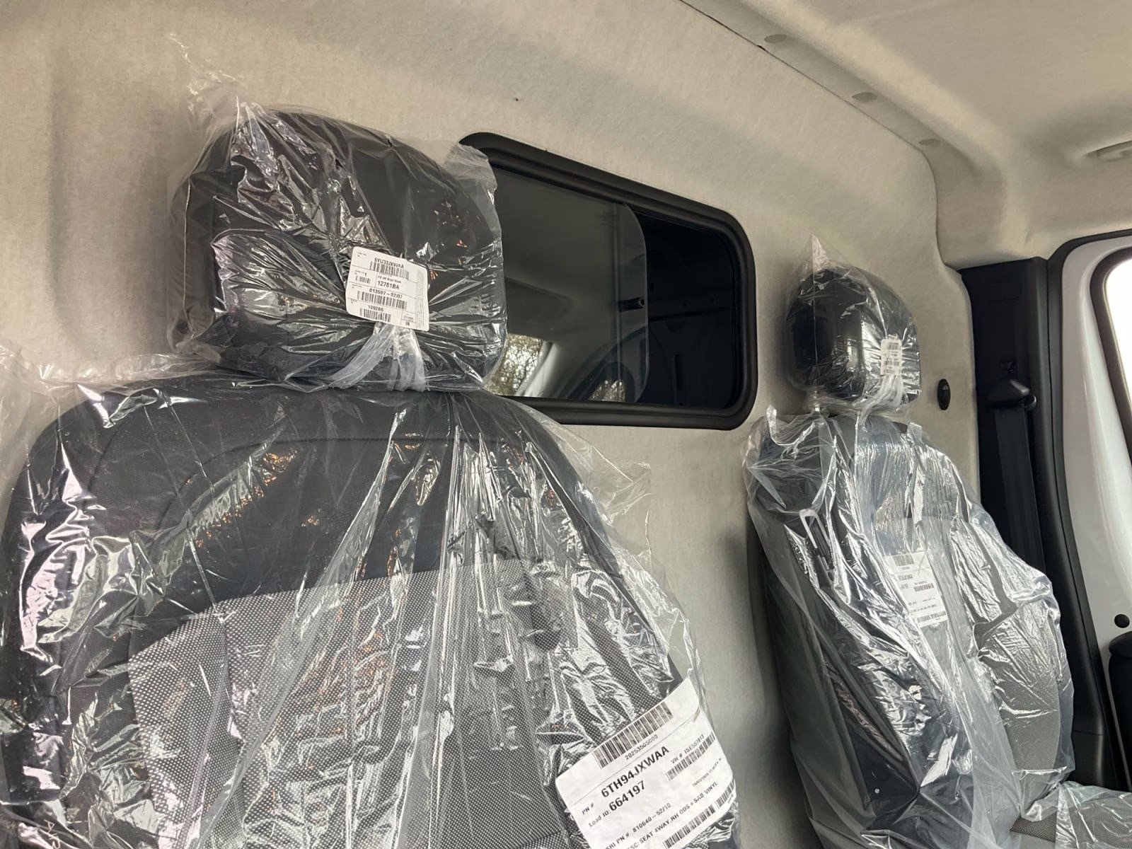 2025 Bright White Clearcoat Ram ProMaster 1500 Low Roof FWD Van