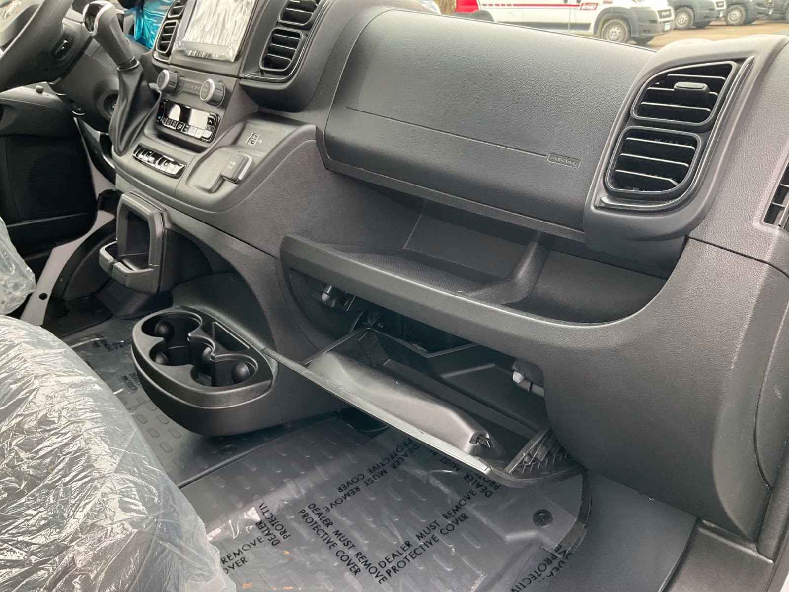 2025 Bright White Clearcoat Ram ProMaster 1500 Low Roof FWD Van