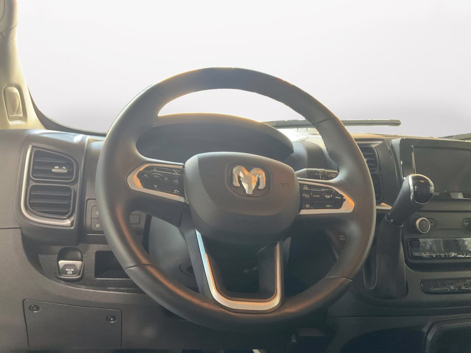 2025 Bright White Clearcoat Ram PPromaster 2500 Low Roof SLT FWD Van