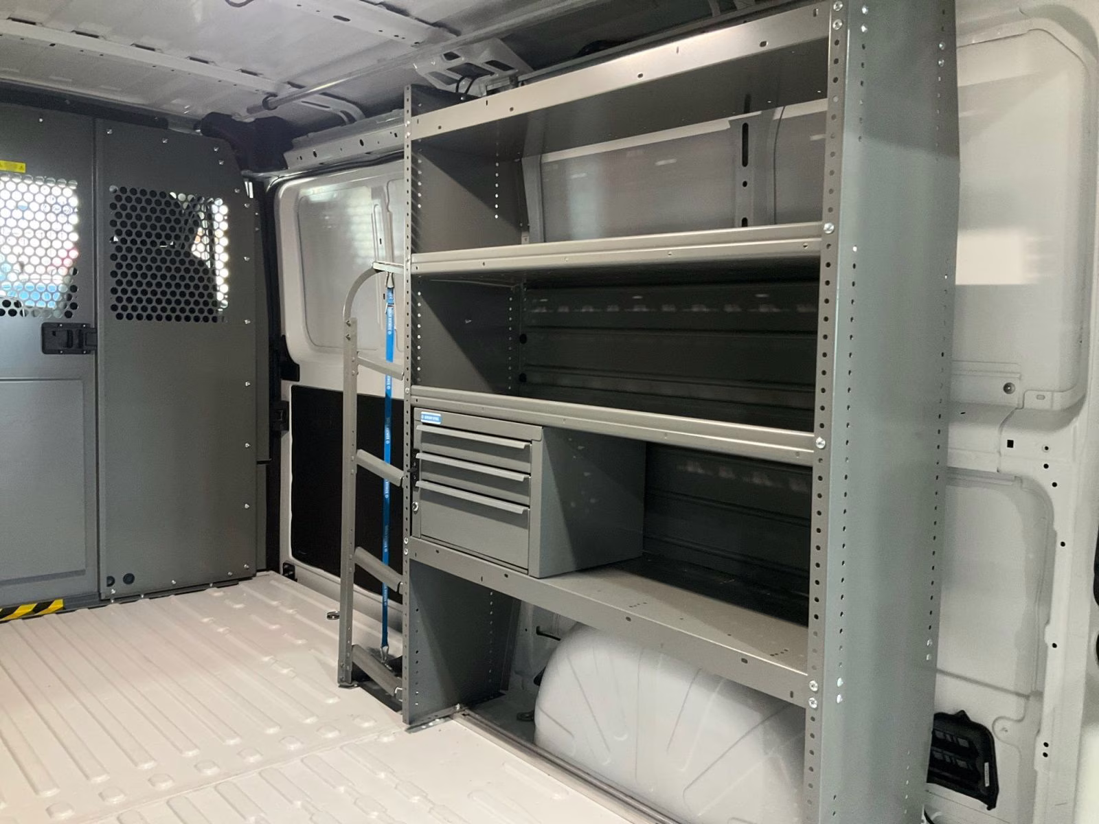 2025 Bright White Clearcoat Ram PPromaster 2500 Low Roof SLT FWD Van