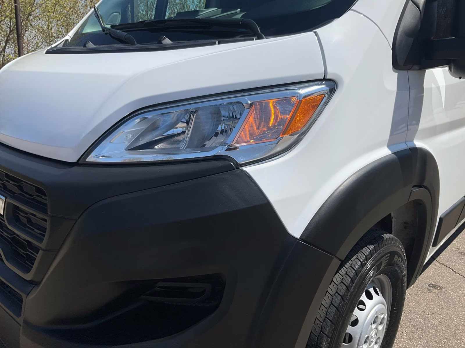 2025 Bright White Clearcoat Ram Promaster 2500 Low Roof Tradesman FWD Van