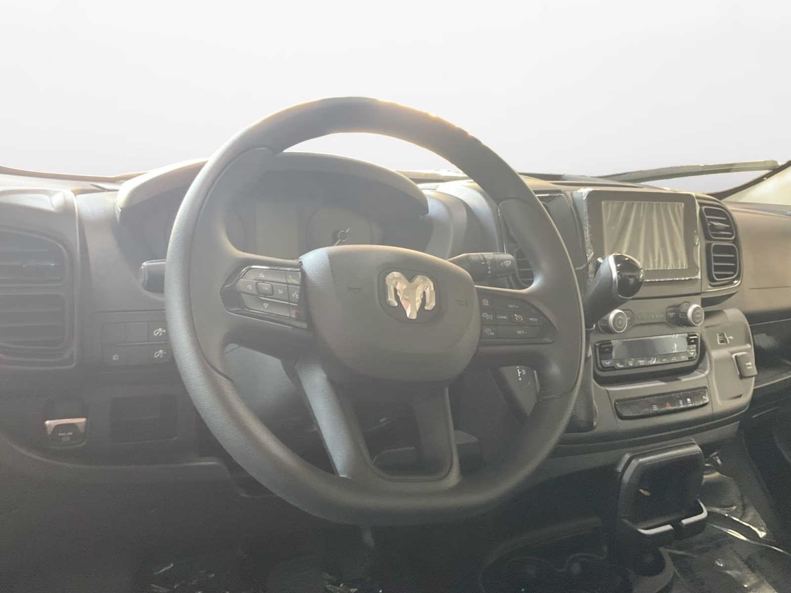 2025 Bright White Clearcoat Ram Promaster 2500 Low Roof Tradesman FWD Van