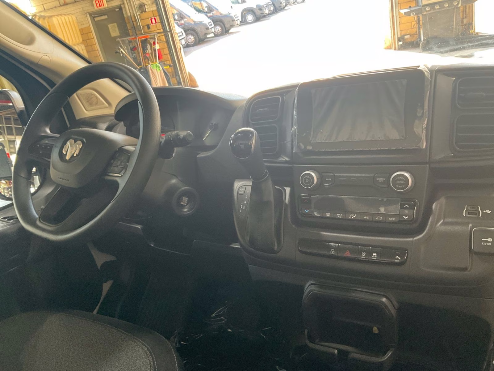 2025 Bright White Clearcoat Ram Promaster 2500 Low Roof Tradesman FWD Van