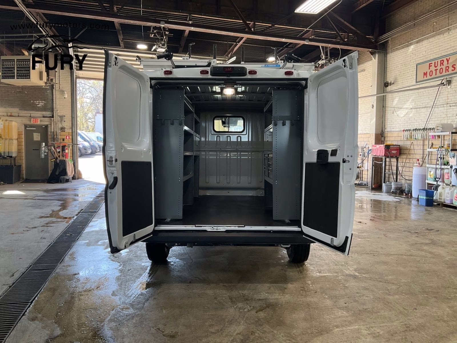 2025 Bright White Clearcoat Ram Promaster 2500 Low Roof Tradesman FWD Van