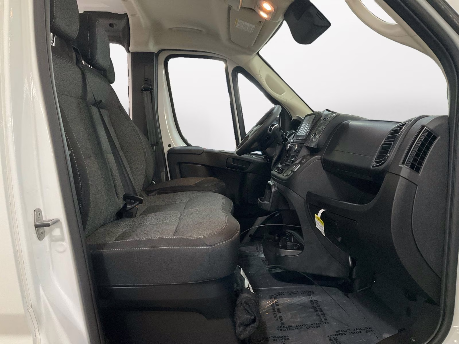 2025 Bright White Clearcoat Ram ProMaster 1500 Low Roof FWD Van